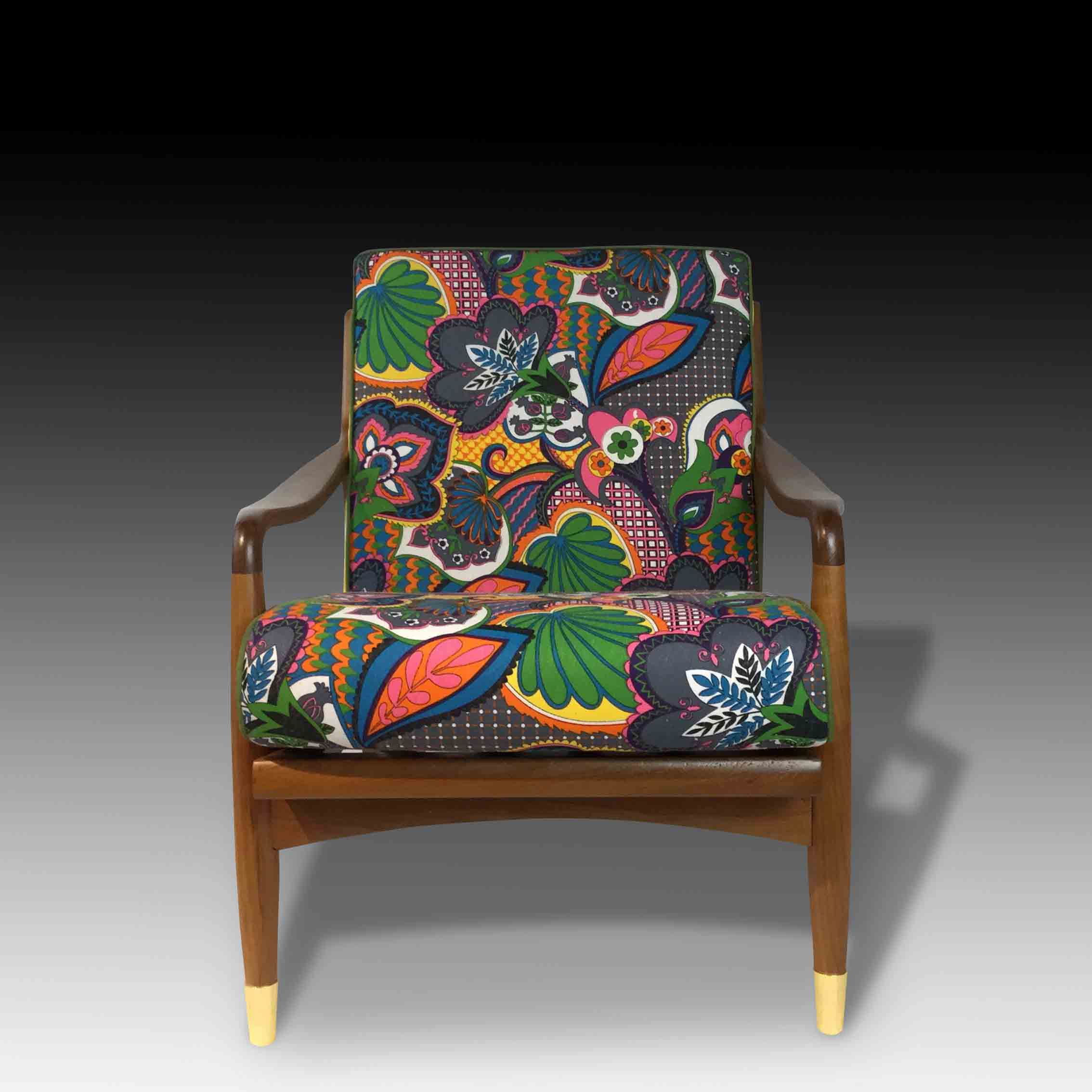 Batik armchair Thumbnail