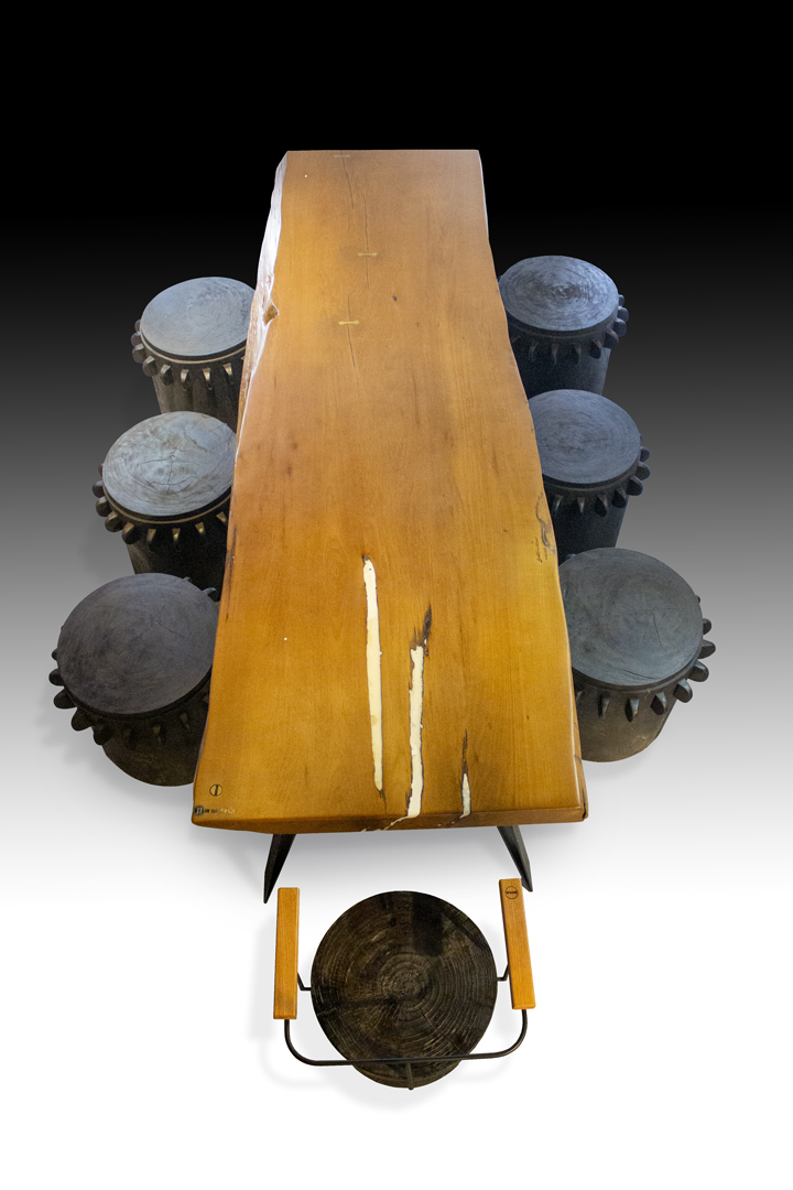 Garfunker-Live-edge-dining-table